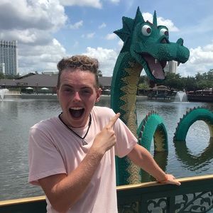 Meet your Posher, Dillon